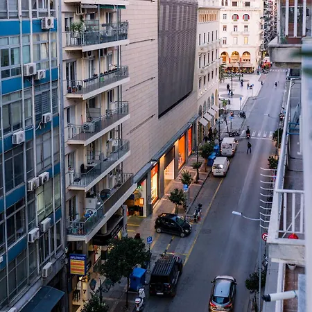 Luxury Downtown F1 아파트