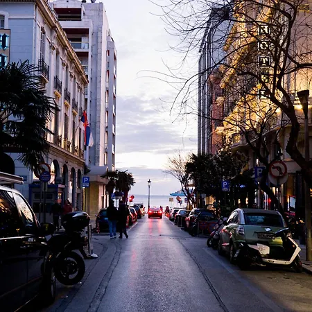 아파트 Luxury Downtown F1